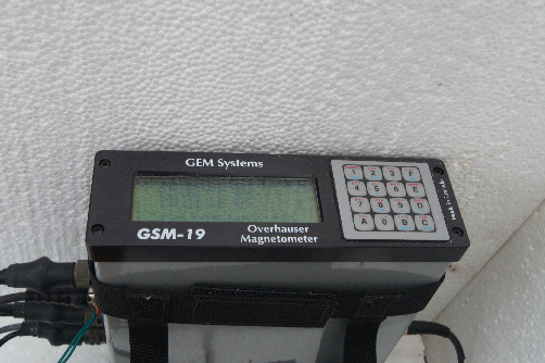 DSC04881small_GSM_19FD_console_dIdD_hut